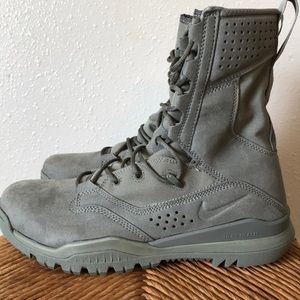 Nike SFB Field 2 8" size 9 1/2